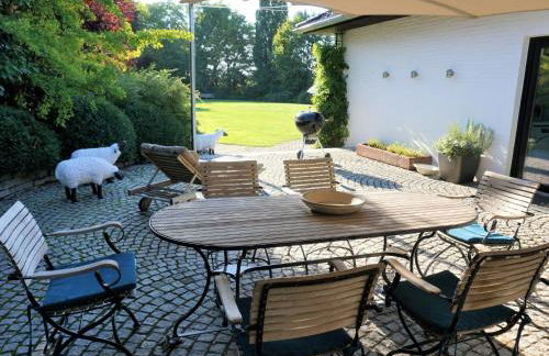 Holiday Home Großzügiges Haus mit traumhafter Gartenanlage by Interhome - Foto 22
