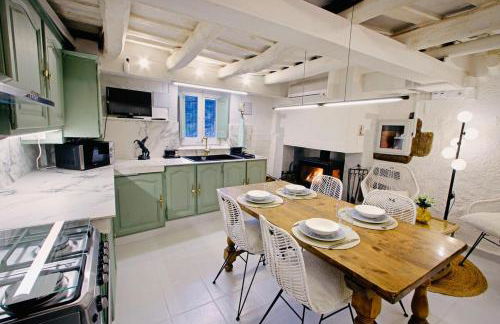 Masia con encanto en el bosque a 10 min de Girona - Foto 2