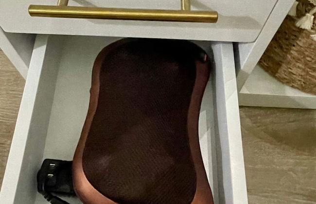 Mesavirre Bacolod | Elegantly Furnished 1BDM w/Balcony @ LOPEZ LUX. - Foto 49