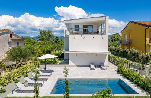 Apartmani Vila Mara M 2 i M 3 heated pool - Foto 51