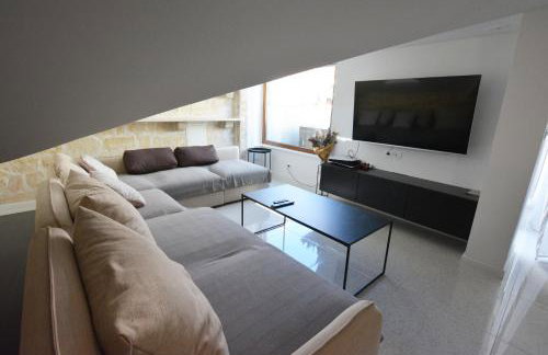 Charming stone apartment with jacuzzi in center of Omiš - Foto 57