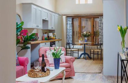 Bright & Beautiful Open Plan Coach House Painswick - Foto 3