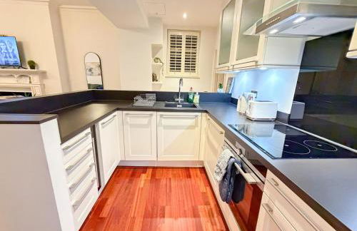 Luxury 3-Bed Apartment in Marylebone near Oxford Street & Baker Street by Staylio - Foto 16