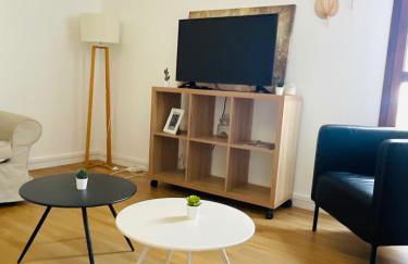 Le Repaire Urbain - 8 voyageurs - Foto 1