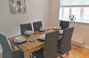 Hereford - Finch House - Modern 4 Bedroom House Located in South Hereford, Dog Friendly With Nearby Countryside, Pool Table, Sleeps up to 10 Guests - Hosted by RENTMYHOUSE - Foto 23