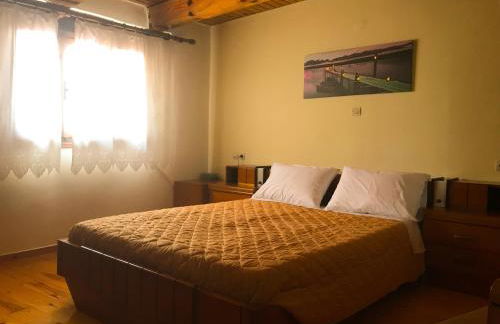 Antonia’s Home Alfa Village - Photo 11