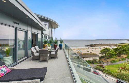 Skydeck at The Liner – Stylish 2-Bed / 2-Bath Top Floor with Panoramic Sea Views - Foto 21