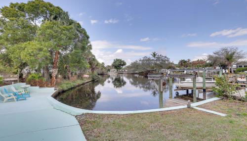Paddle on the River! Waterfront Retreat in Stuart - Photo 2