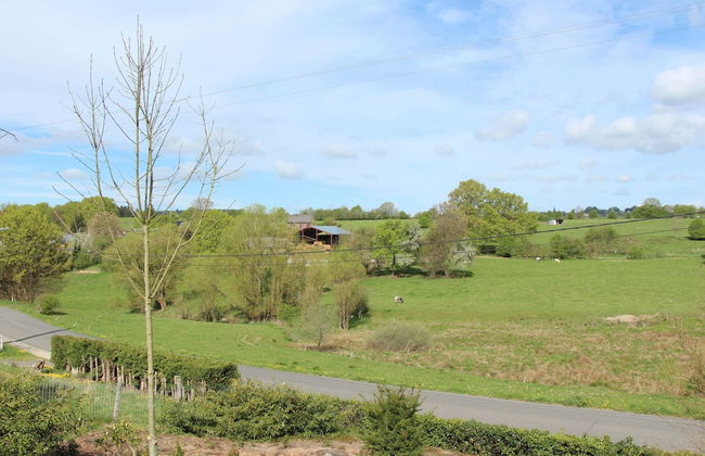 Family Retreat With Garden - Photo 39