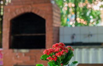 Casa em condomínio com piscina - Foto 30