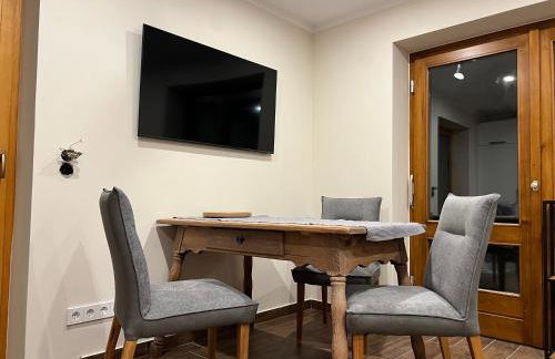 BERGSUCHT-Ruhpolding, Traumlage am sonnigen Südhang, kostenlose Parkplätze, schnelles WLAN, ruhige Sackgasse, NETFLIX inklusive - Foto 59