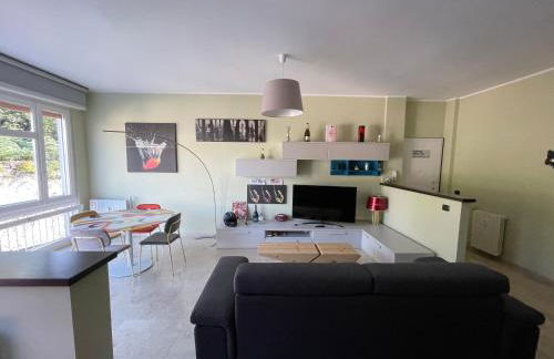 Civico 24 Appartamento in centro ad Arona - Foto 6