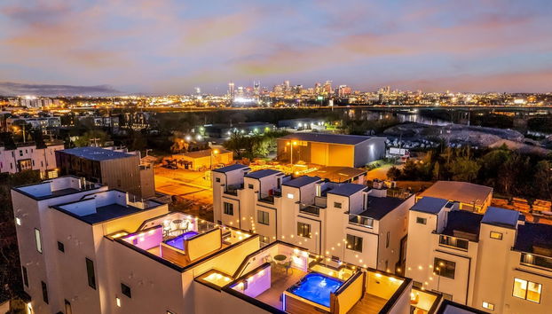 Taylor Swift Themed Rooftops Hot Tub Views - Foto 4, Habitación