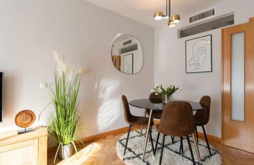 Vivienda con zona de trabajo, piscina y parking - Foto 5