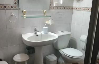 Charming house with mountain view in Encinasola, fireplace - Photo 14