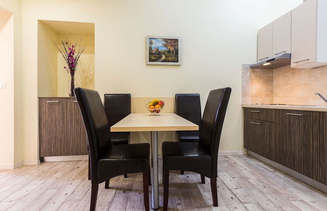 Charming and Historic Old Town Apartments - Foto 26