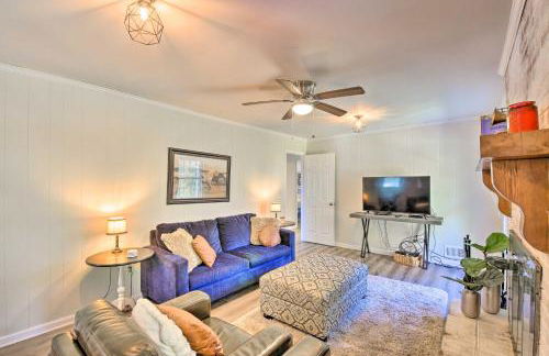 Mod Stable House on 10 Acres, Walk to Lake! - Foto 15