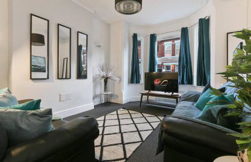 Prime Location Stylish 4-Bed House near Trent Br - Foto 35