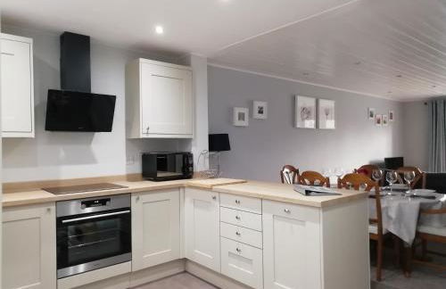 Lovely Lakeside lodge for families and friends - Foto 12