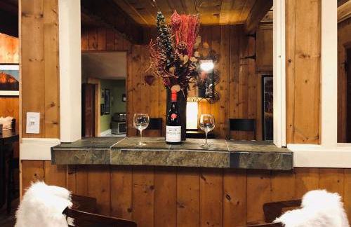 Cozy Yosemite Cabin with Hot Tub in the Pines - Foto 8