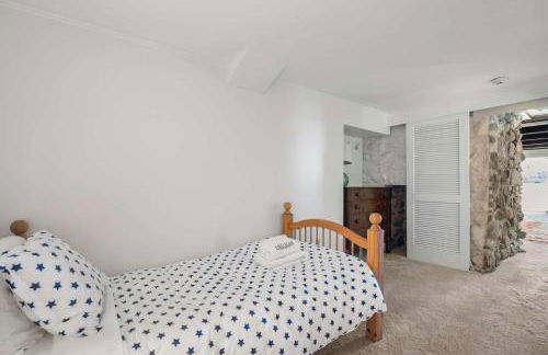 Stunning Waterfront Home w Private Dock - Foto 36