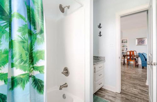 Gulf View 3BR 2BA Steps to Beach 2 King Beds - Foto 14