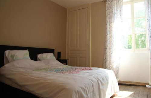 Elegant Family Home in Bouix - Foto 12