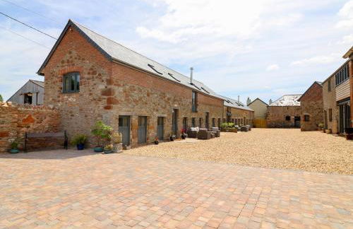 Swifts Barn - Photo 37