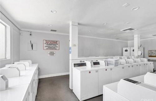 A Tranquil Retreat in Tarzana CA - Foto 18