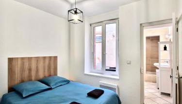 Tour Est - T2 entre Cité Médiévale et Bastide - Foto 2