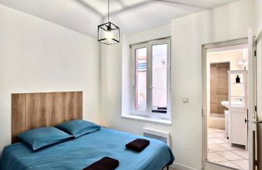 Tour Est - T2 entre Cité Médiévale et Bastide - Foto 2