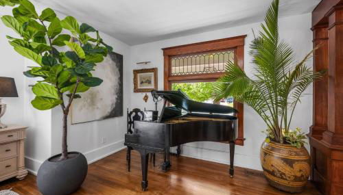 NEW! Updated South Hill Craftsman Sleeps 12! - Foto 5