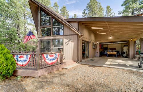 Fire Pit and Wraparound Porch Munds Park Cabin! - Foto 25