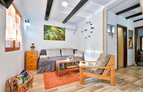 Lovely Home In Frkasic - Photo 18