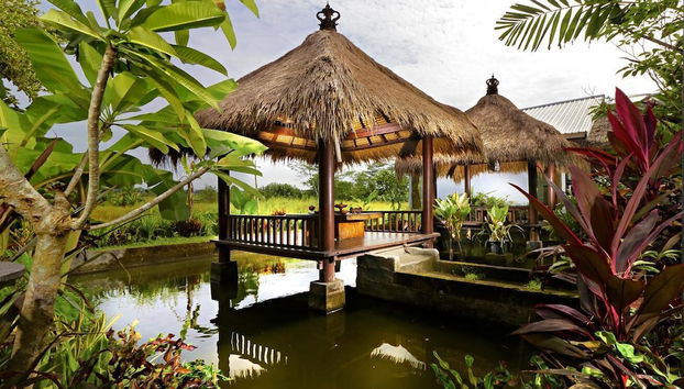 Coin salon dans le hall