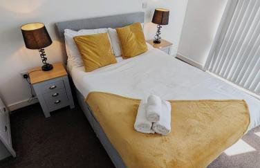 City View One Bedroom Apartment by StaySavvy Accommodation - Photo 10