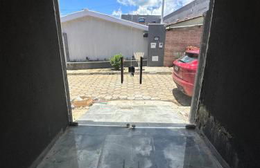 Apartamento centralizado com fácil acesso a BR153 - Foto 6