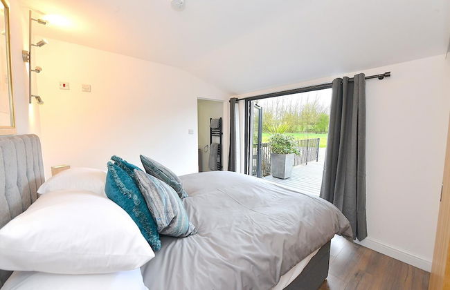 Cheerful 1BD Cottage With Parking Nr Guildford - Foto 2