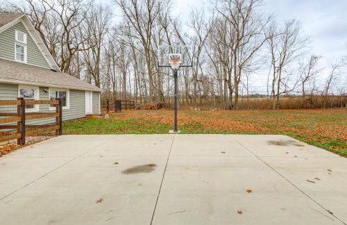 Fire Pit and Playset! 1880s Zionsville Farmhouse - Foto 31