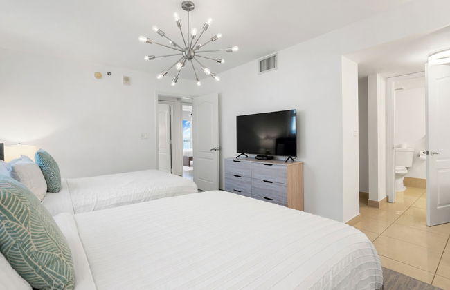 Modern Condos Located in Brickell - Photo 27