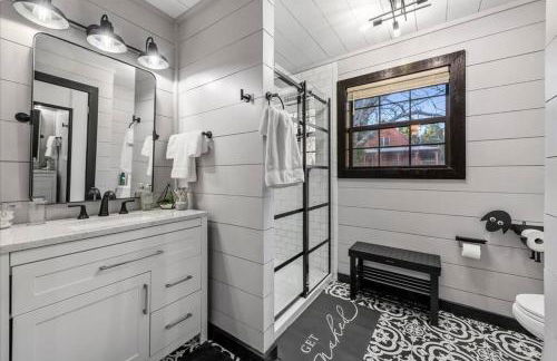 TNT II - Creek Front, Hot Tub, Fire Pit - Foto 40