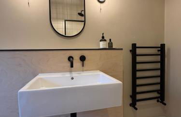 Montagu Apartment - St Leonards-on-Sea - Luxurious 2 bed Coastal Stay - Foto 37