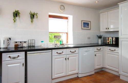 1 Bed in New Moat 77692 - Photo 4