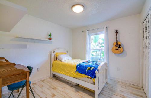 Outdoor Oasis with Bar and Lanai Tavares Escape - Photo 20