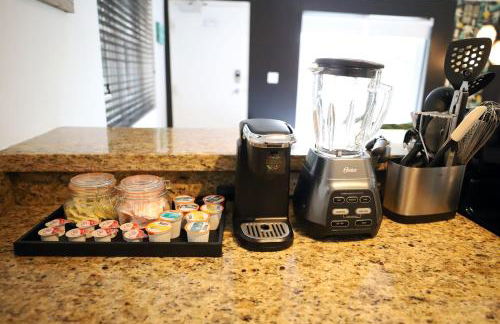 South Beach Walk to Sea Free Parking & Balcony Family & Pet Friendly - Foto 20