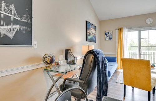 Charming Condo with Balcony, 1 Mi to UNC Charlotte! - Foto 8