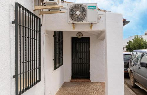 Studio in Spain with Private Pool and Garden - Foto 13