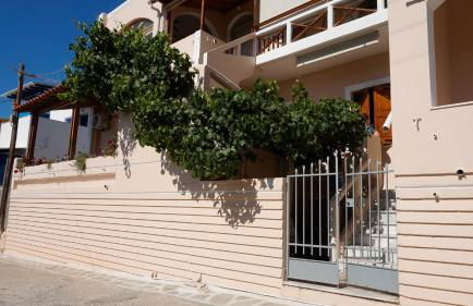 SOULA ROOMS - Photo 25