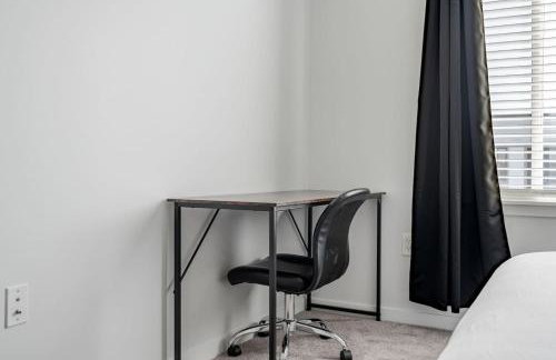 Affordable 2-Bedroom Fishers Pool View - Foto 22