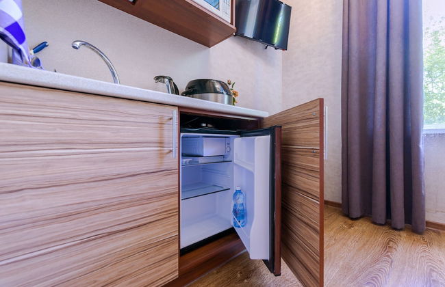 Hotel Azure - Photo 17